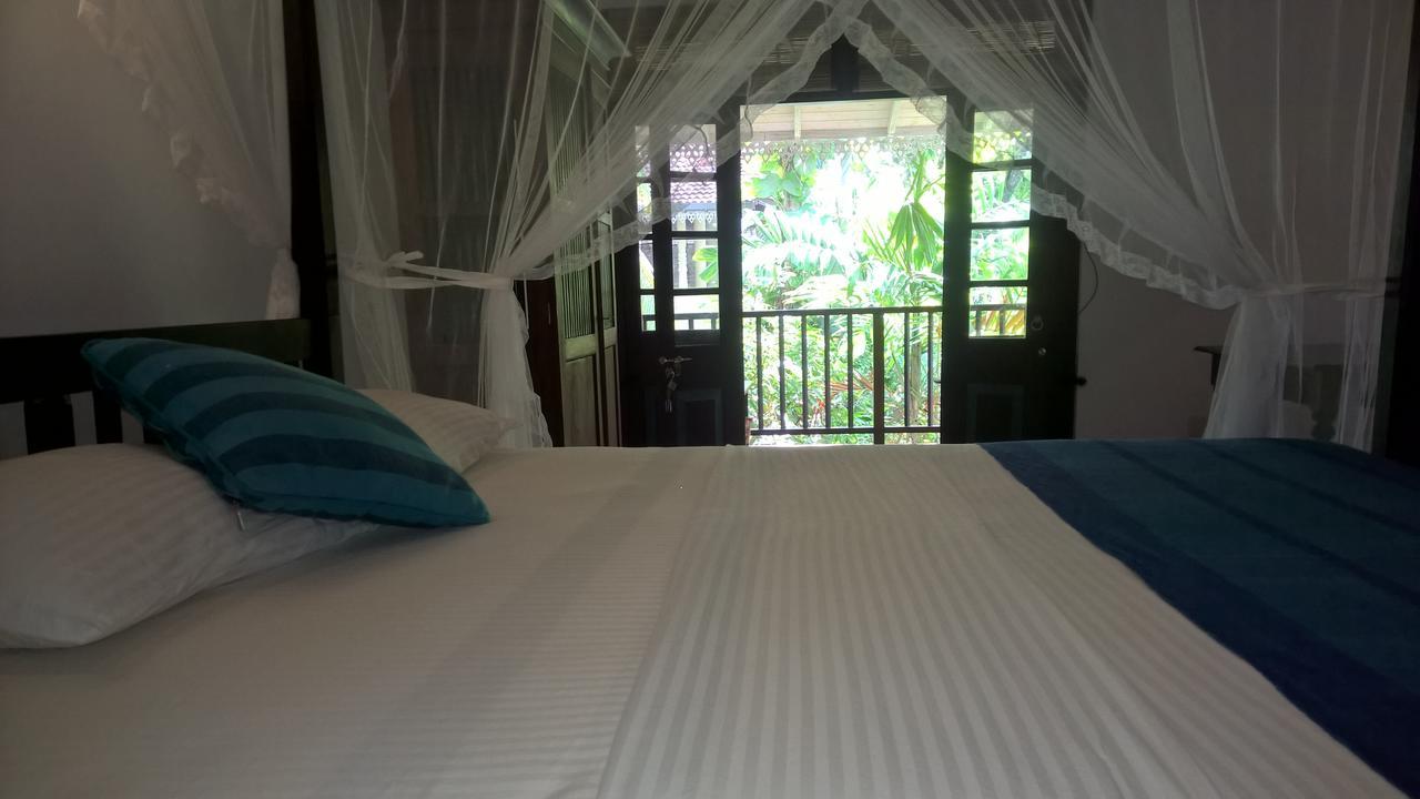 Silva Rest Hotel Unawatuna Buitenkant foto